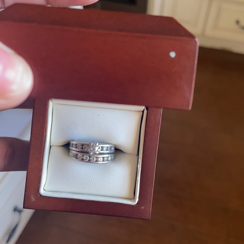 Wedding set - Picture 3 of 3